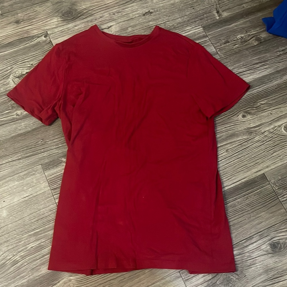 Goodfellow medium red shirt